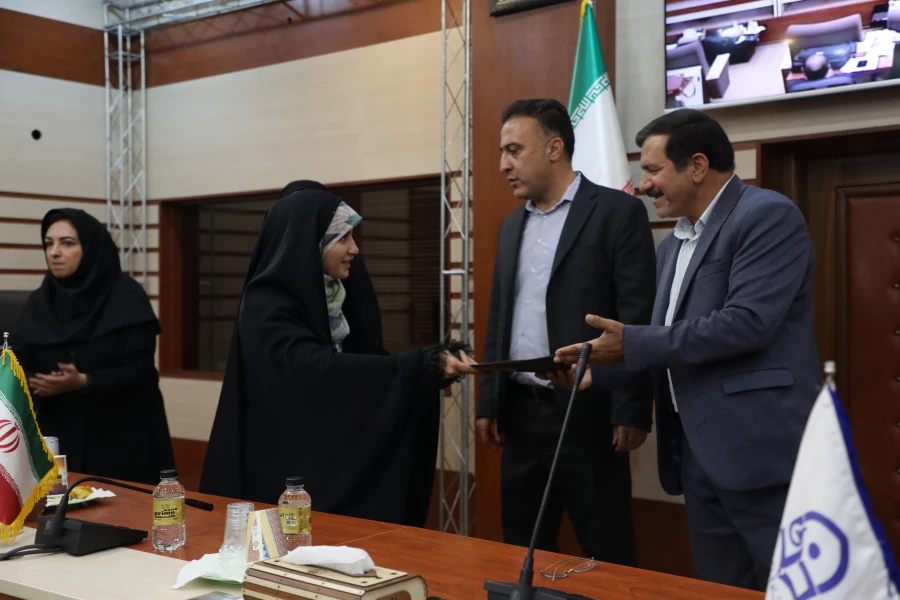 مراسم اختتامیه چهارمین جشنواره ملی یادگیری الکترونیکی دانشگاه فرهنگیان برگزار شد. 6